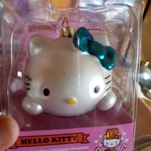 Collectable hello kitty ornament with that classic